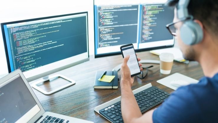 How to start a web app?